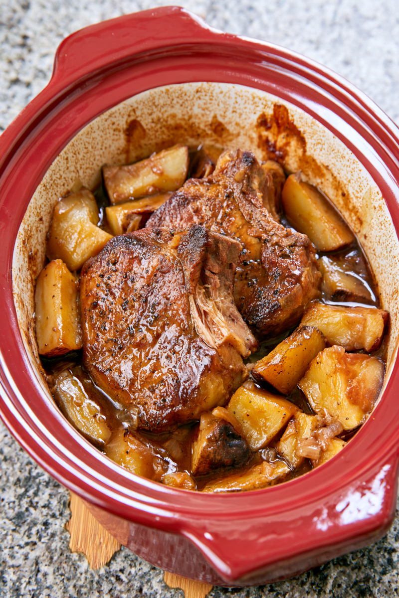 Slow Cooker 4 Ingredient Apple Cinnamon Pork Chops 02