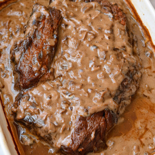 3-Ingredient Gravy Smothered Beef Roast (Easy) 6 3 Ingredient Gravy Smothered Beef Roast Easy 1