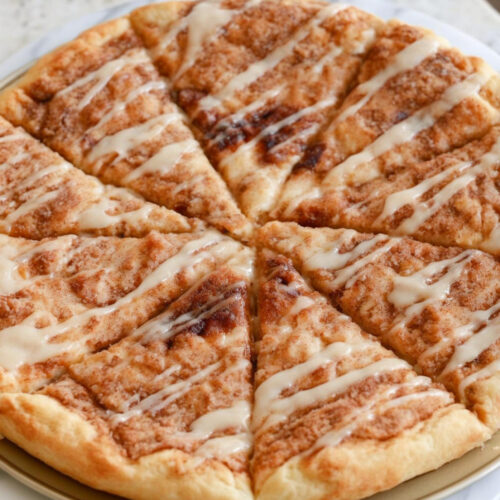 Easy Cinnamon Sugar Dessert Pizza Recipe 1